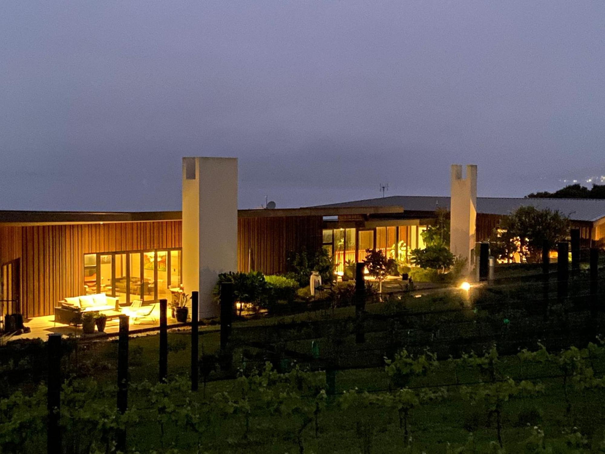 Hotel La Bodega Waiheke Island Surfdale Exteriér fotografie