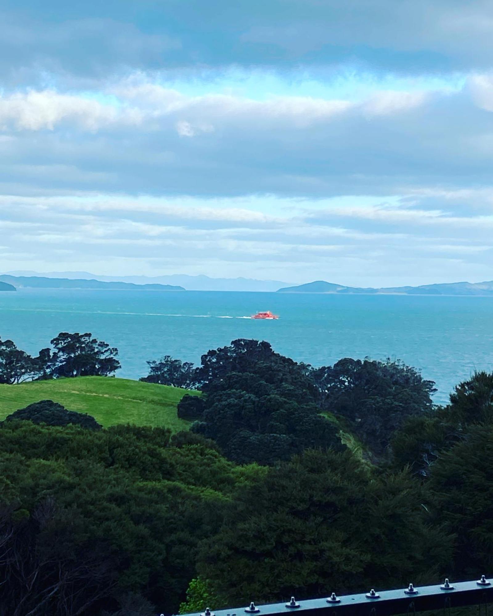 Hotel La Bodega Waiheke Island Surfdale Exteriér fotografie