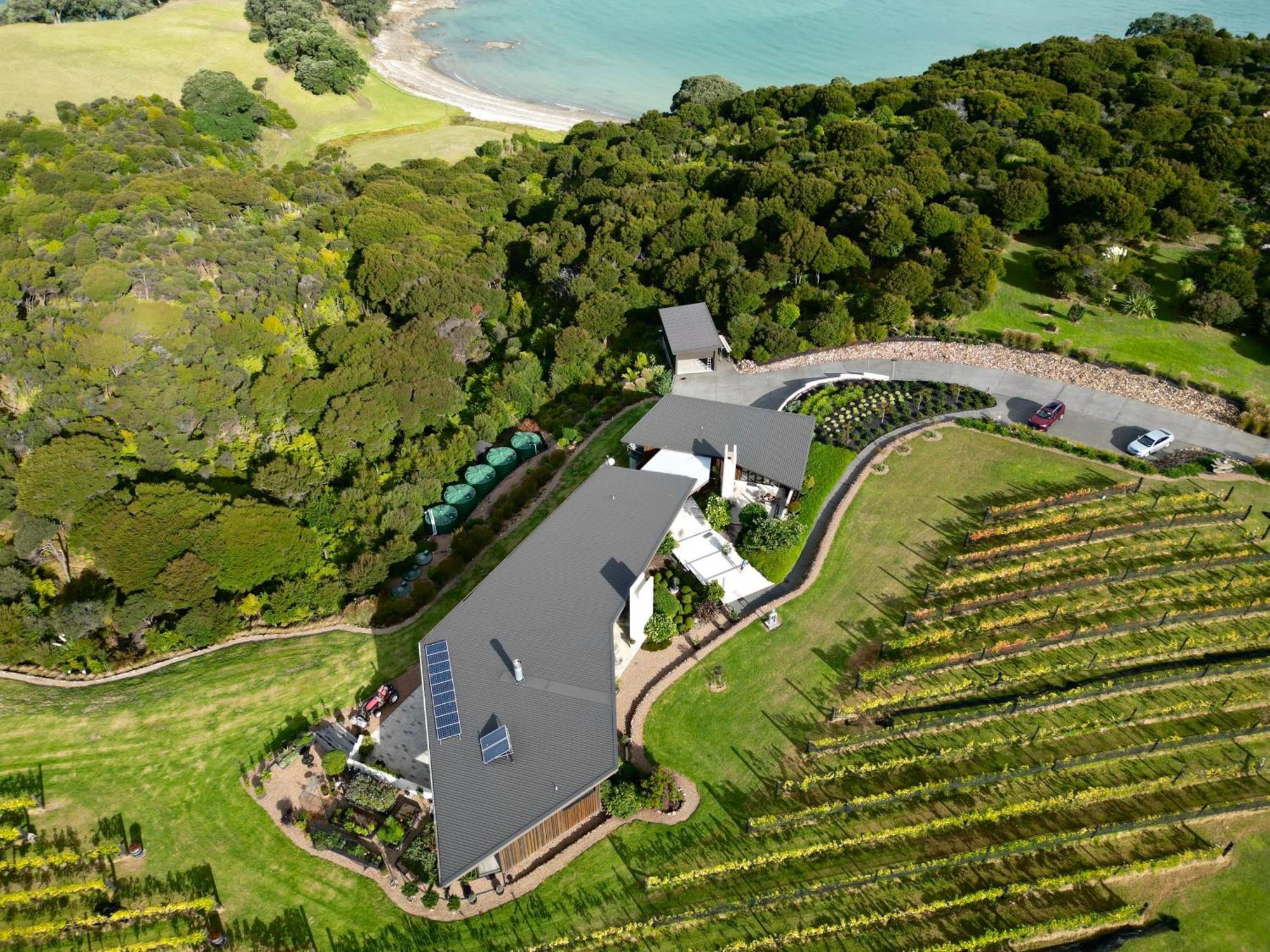 Hotel La Bodega Waiheke Island Surfdale Exteriér fotografie