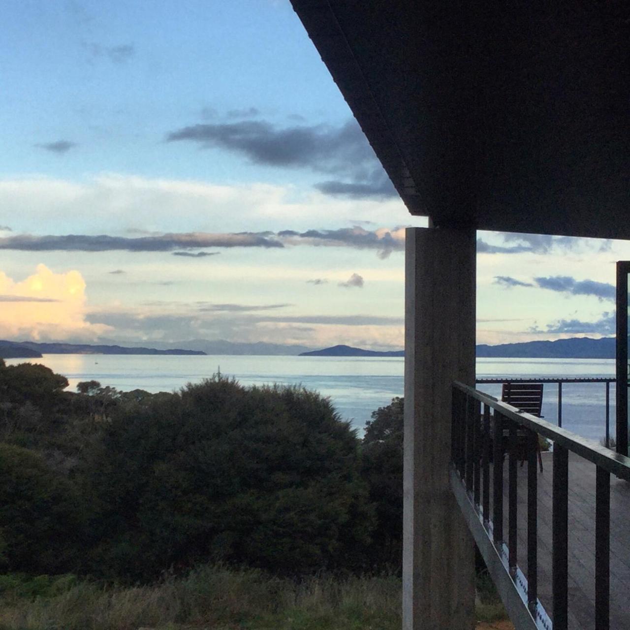 Hotel La Bodega Waiheke Island Surfdale Exteriér fotografie